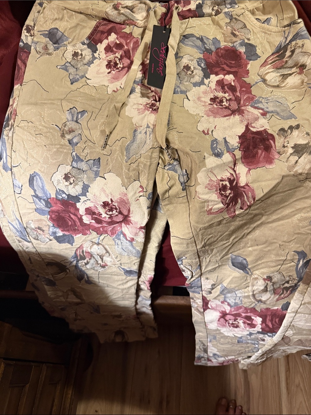 Italian  beige peplum stretch pant with red floral and Glitter motif
